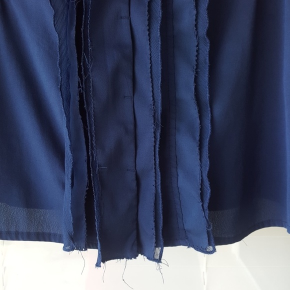 Blue shell blouse - Picture 2 of 8